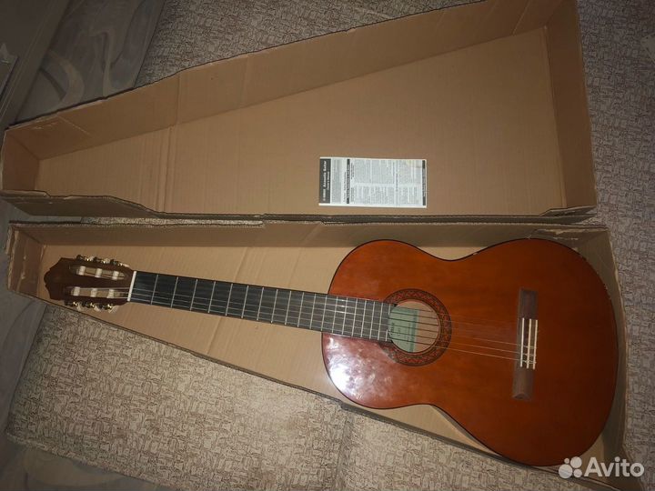 Классическая гитара Yamaha C40