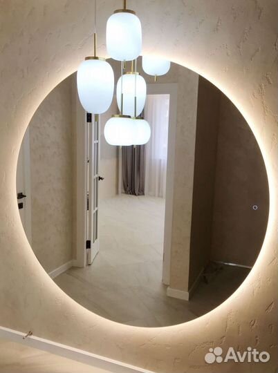 Зеркало с подсветкой на стену