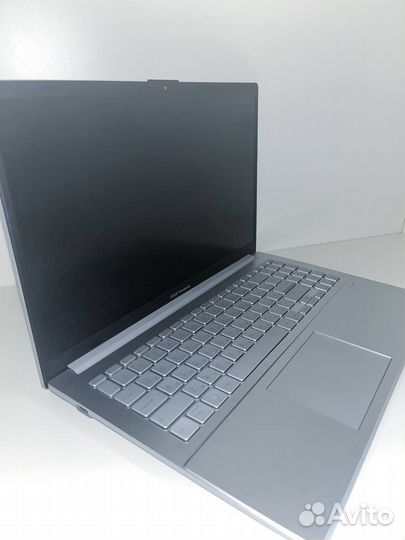 Asus vivobook 15