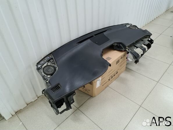 Торпедо с подушкой Лексус нх 200 300 оригинал бу