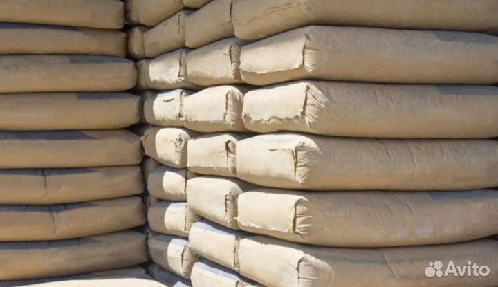 У нас можно заказать цемент с базы: упаковка по 40