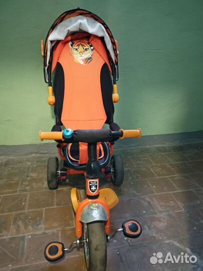 Трехколесный велосипед