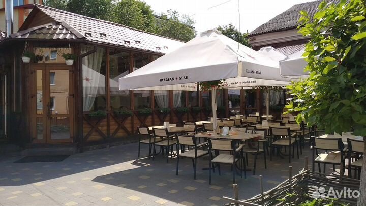 Зонт уличный центральный для кафе 3х3м от солнца