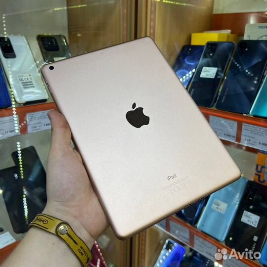 Планшет iPad 2018 Wi-Fi 32GB