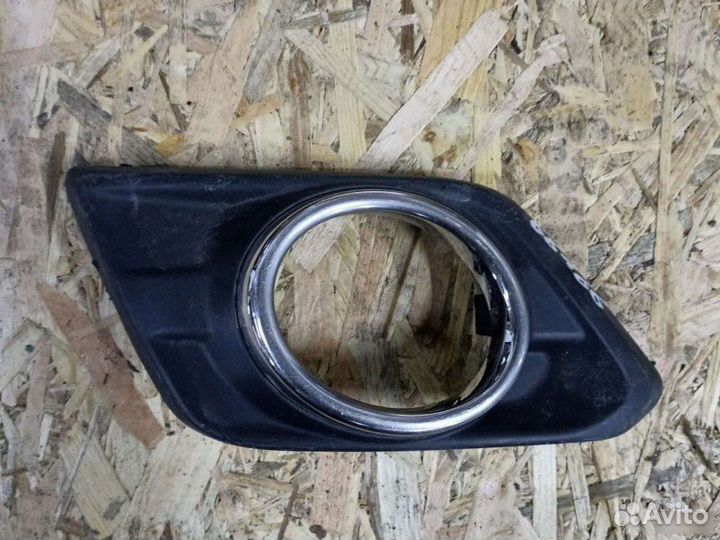 Накладка фары Nissan X-Trail T32 2019