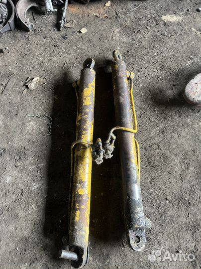 Гидроцилиндры стрелы мксм800