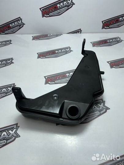 Бачок омывателя Audi Q5 8R 2009