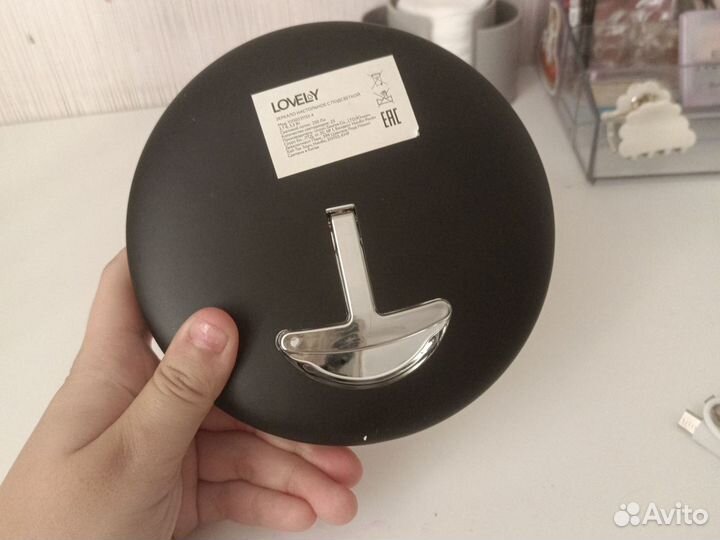 Зеркало с подсветкой настольное