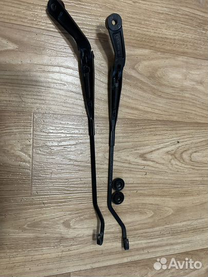 Поводки дворников priora