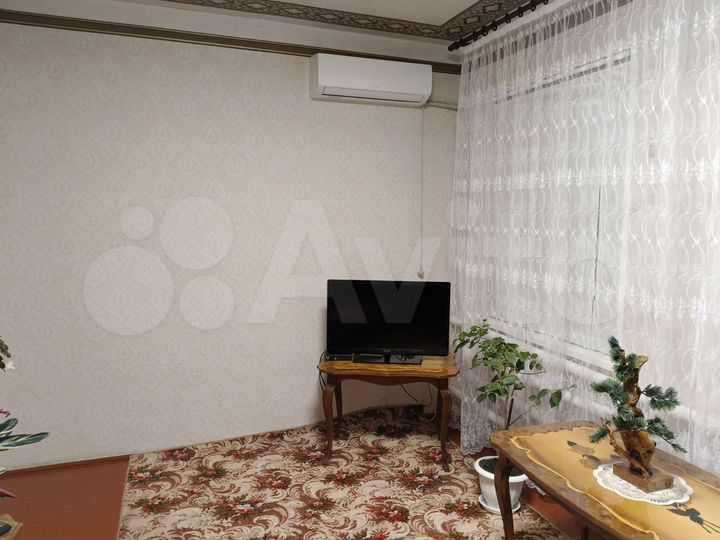 Дом 56 м² на участке 8 сот.