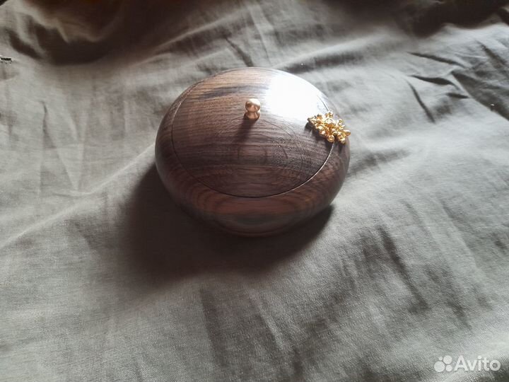 Шкатулка из мореного дуба