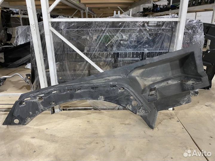 Корпус подножки правый Renault T 82223396