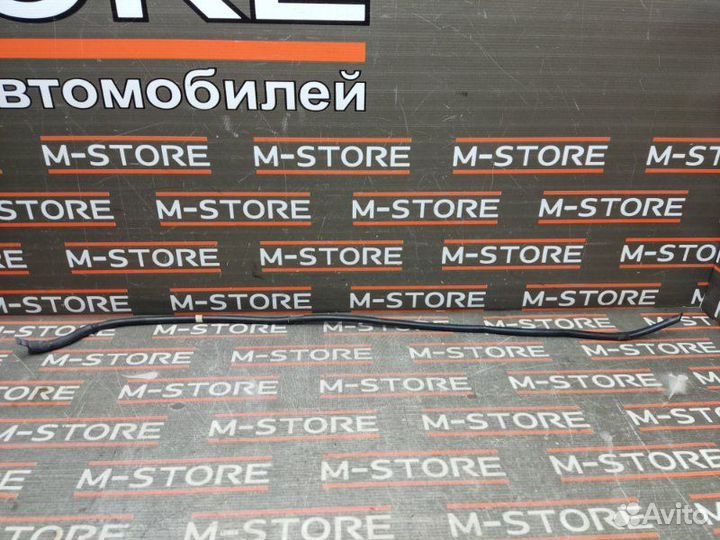 Шланг водостока передний правый Bmw X5 E53 M54B30