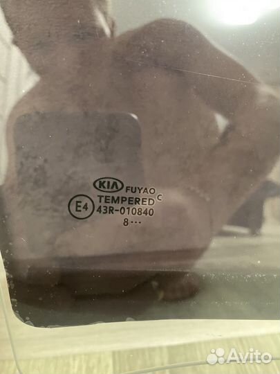 Заднее правое стекло Kia RIO 4
