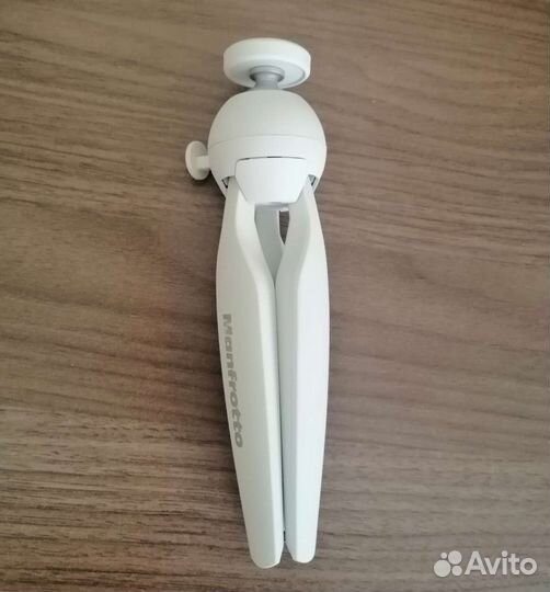 Штатив для фотоаппарата, трипод