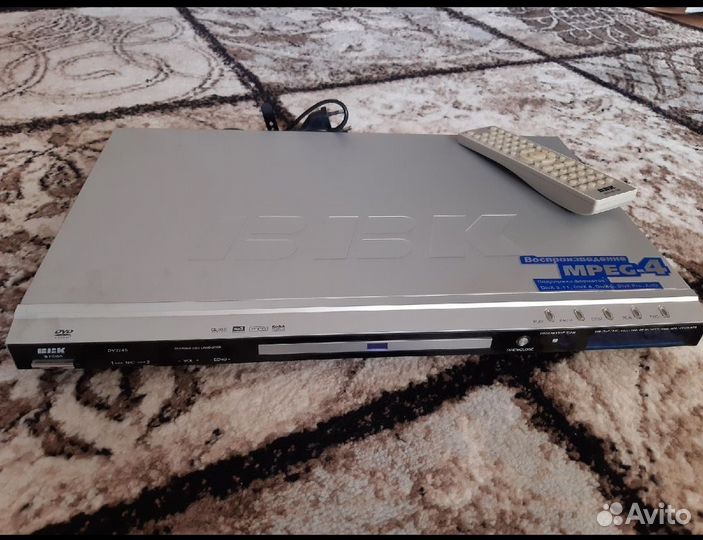 DVD плеер BBK