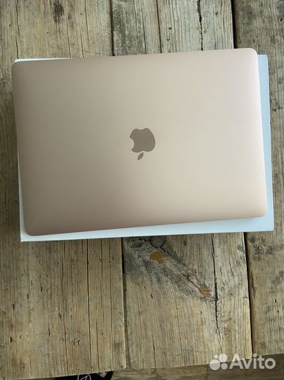 Apple MacBook Air 13-inch 2018