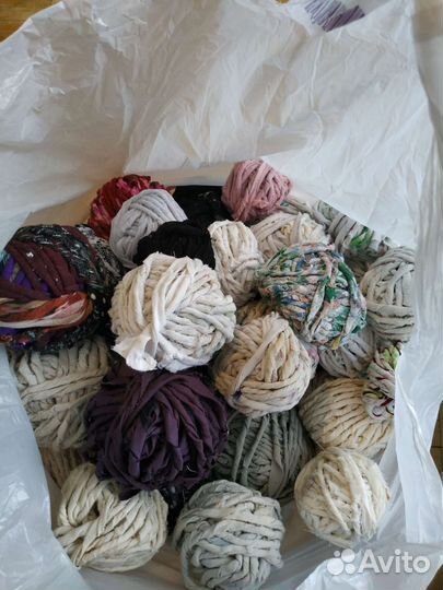 Клубки для вязания крючком ковров