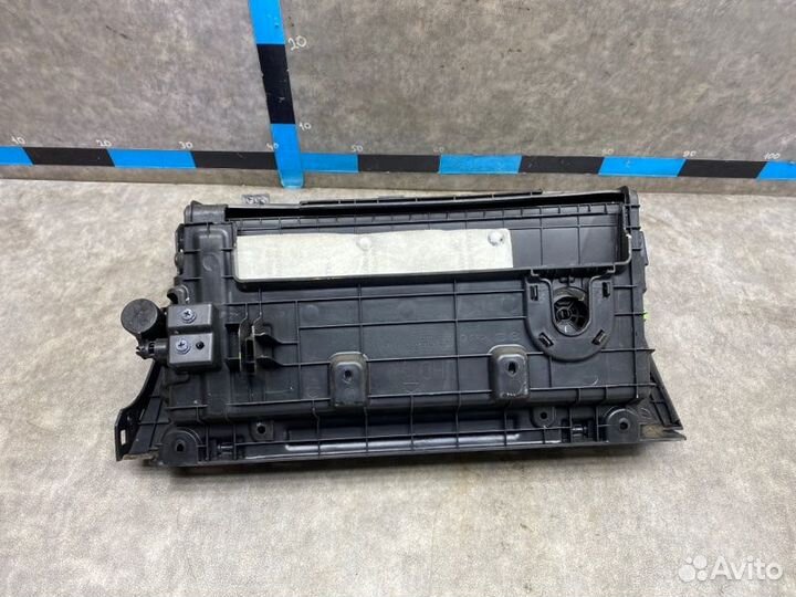 Бардачок Hyundai I30 хэтч 1.4 G4FA 2013