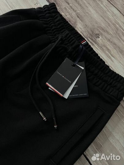 Спортивные штаны Tommy Hilfiger премиум