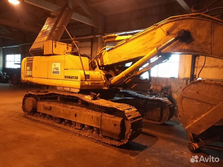 Гусеничный экскаватор Komatsu PC300-7, 2006