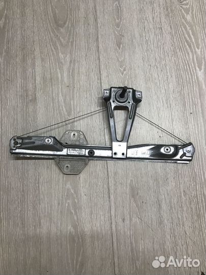 Стеклоподъемник задний Renault symbol Прав