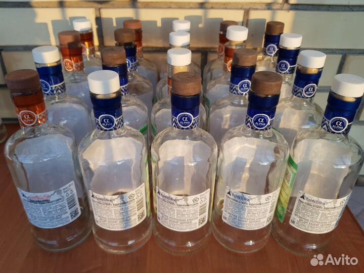 Бутылка стеклянная 0.5л. с пробкой