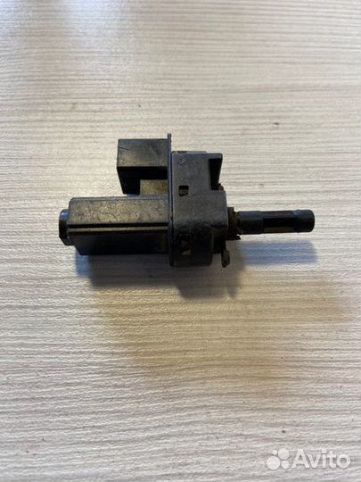 Датчик педали сцепления Ford Focus 3