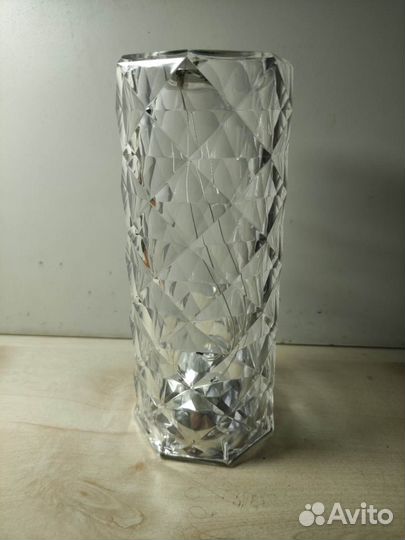 Светильник настольный сенсорный