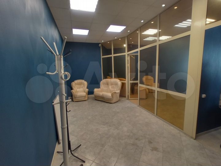 Офис, 66 м² с мебелью