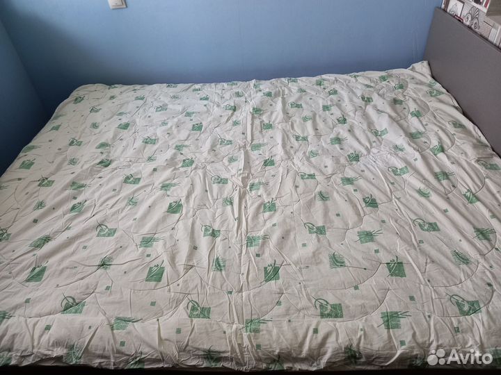 Покрывало на кровать / Одеяло + товары для дома