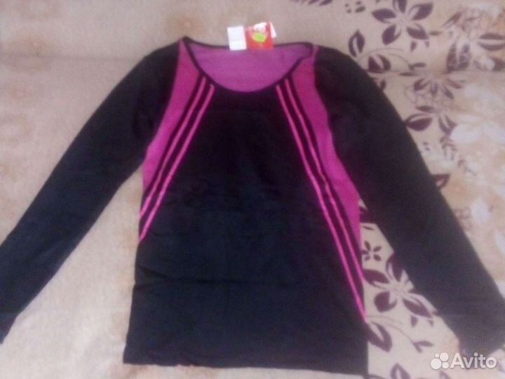 Костюм для спорта женский