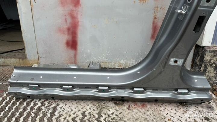 Порог кузова левый Bmw 5 Серия E60 2.5 AT