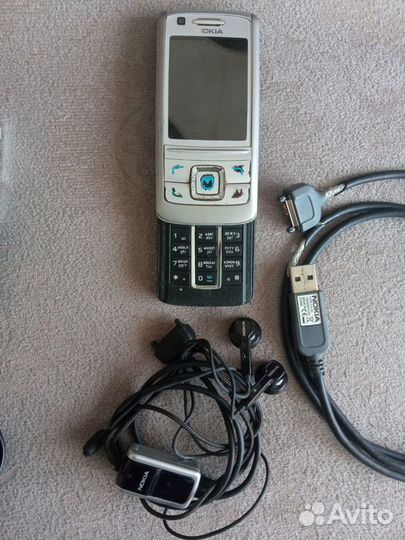 На доставке Телефон на запчасти Sony Ericsson