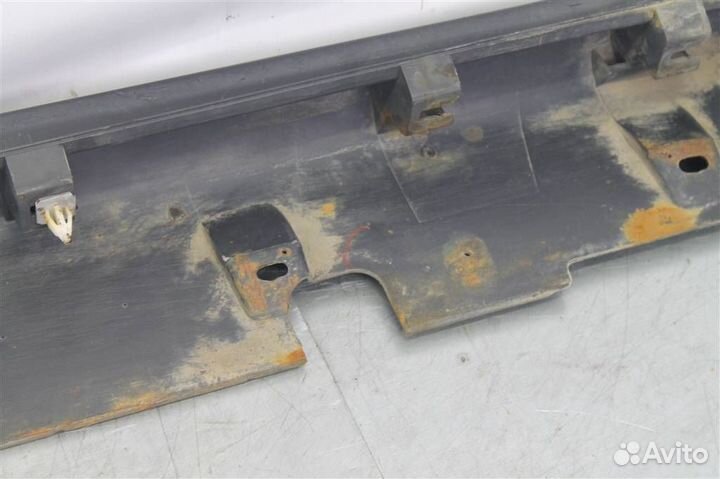 Накладка порога правого Honda C-RV (95-99)