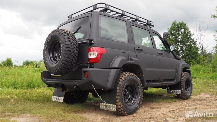 Силовой бампер задний 