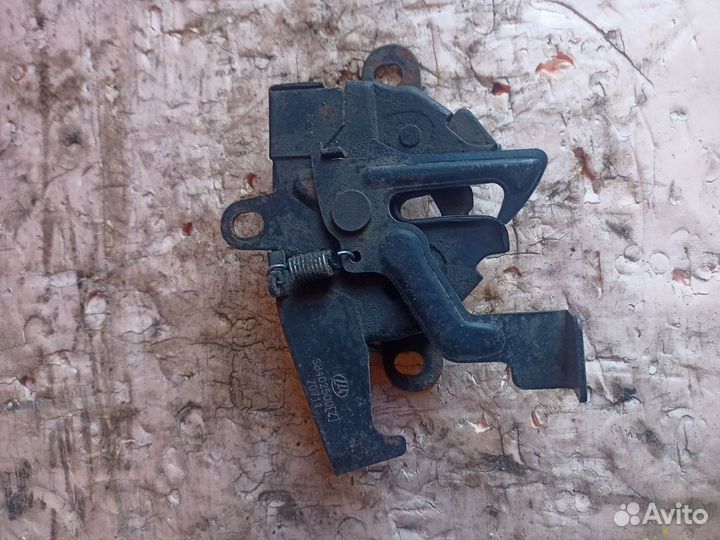 Замок капота Lifan X60 S8402500