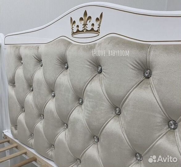 Детская кровать с матрасом