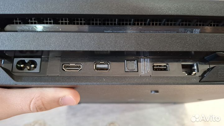 Sony playstation 4 pro 1tb