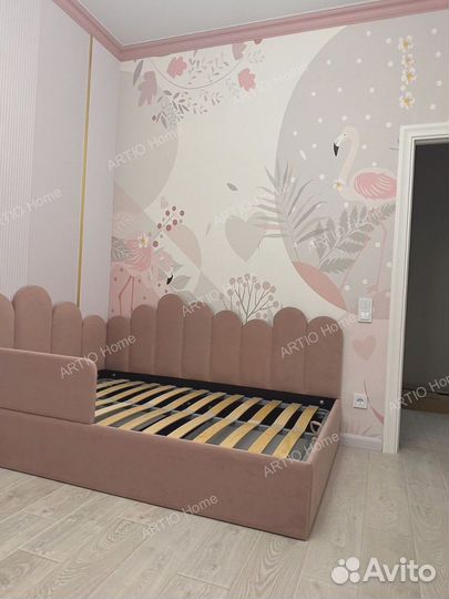 Кровать с ящиками для хранения