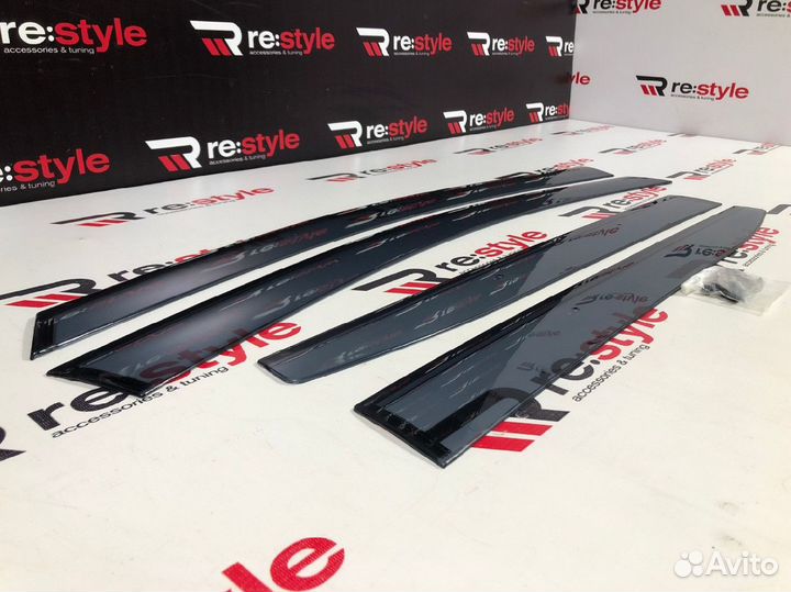 Ветровики Nissan Leaf с 2017 г Kanglong H2135