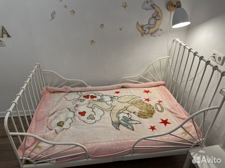 Детская кровать IKEA с матрасом