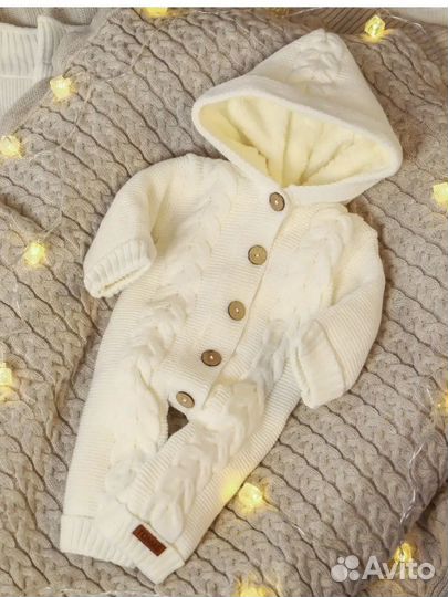 Вязаный костюм для новорождённого зимний