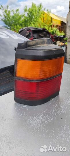 Левый фонарь Пассат Б3 универсал