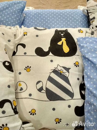 Бортики в кроватку