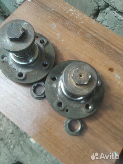 Ступица передняя Мерседес Вито 639