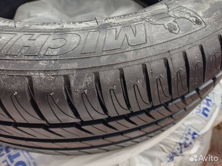 Michelin Primacy HP 215/55 R16 93V