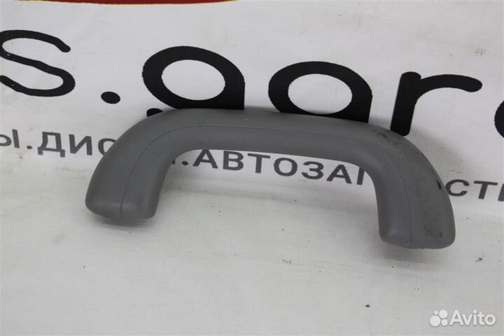 Ручка потолочная внутренняя передняя правая Hyund