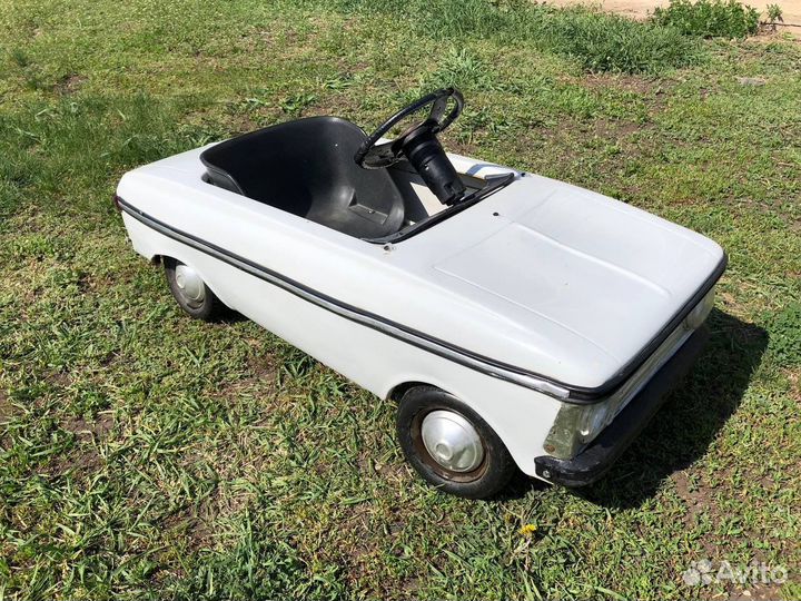 Педальный москвич СССР