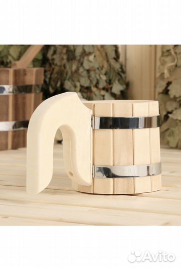 Пивная кружка из дерева